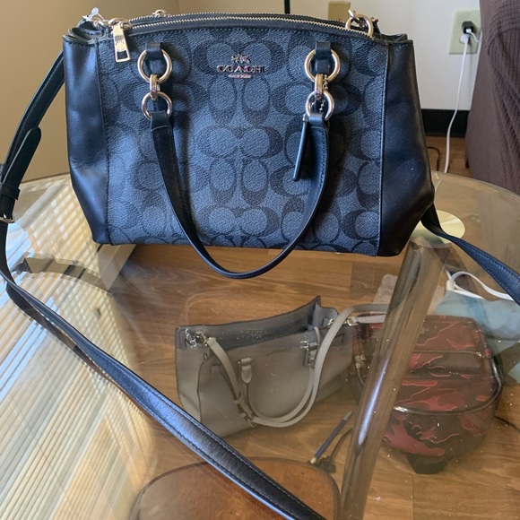 Handbags - Coach bag